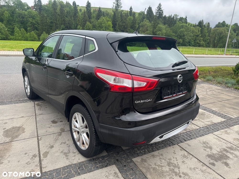 Nissan Qashqai 1.6 dCi 4 x 4 DPF Start/Stop acenta - 8