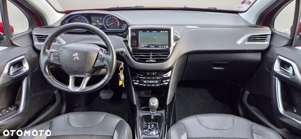 Peugeot 2008 - 11