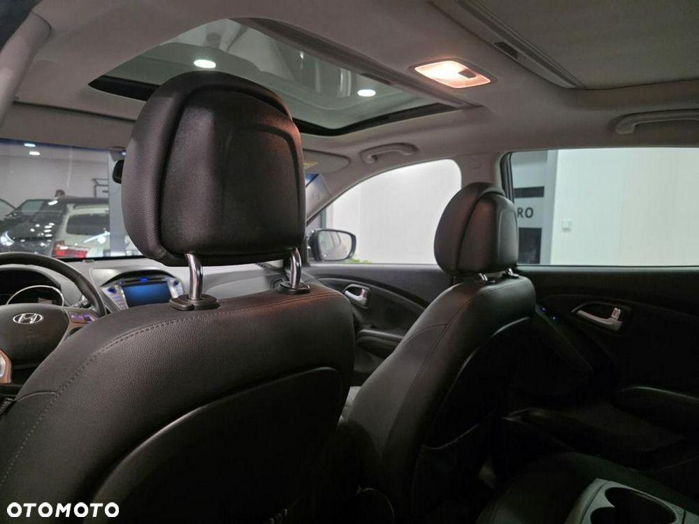 Hyundai ix35 2.0 CRDi 4WD Automatik Premium - 19
