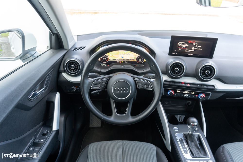 Audi Q2 30 TFSI Design S tronic - 20