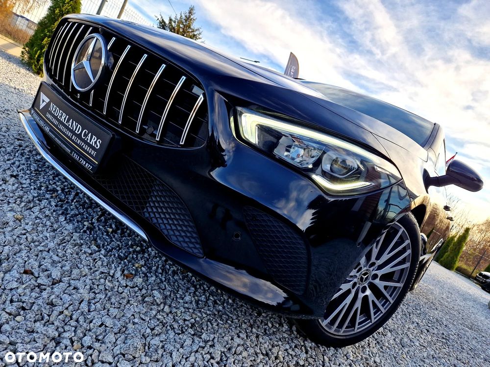 Mercedes-Benz CLA 220 d 8G-DCT - 33