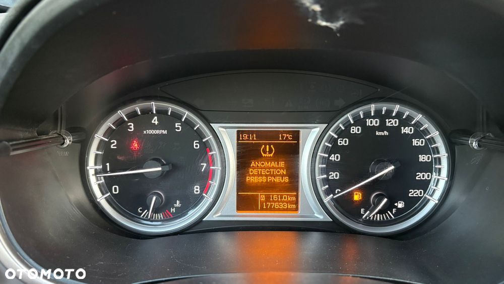 Suzuki Vitara 1.6 Premium 2WD - 5