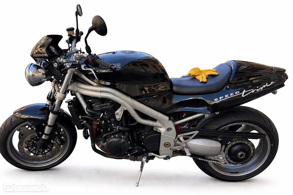Triumph Speed Triple - 7