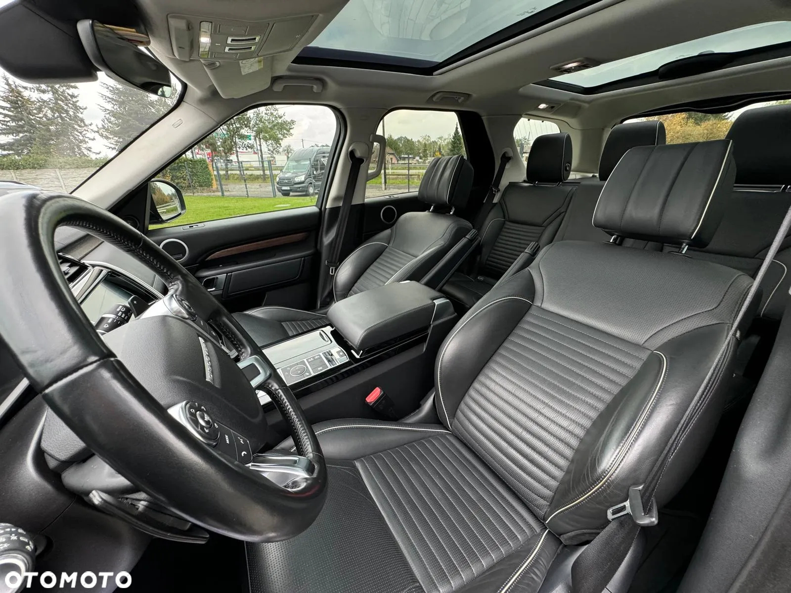 Land Rover Discovery V 2.0 TD4 HSE - 15