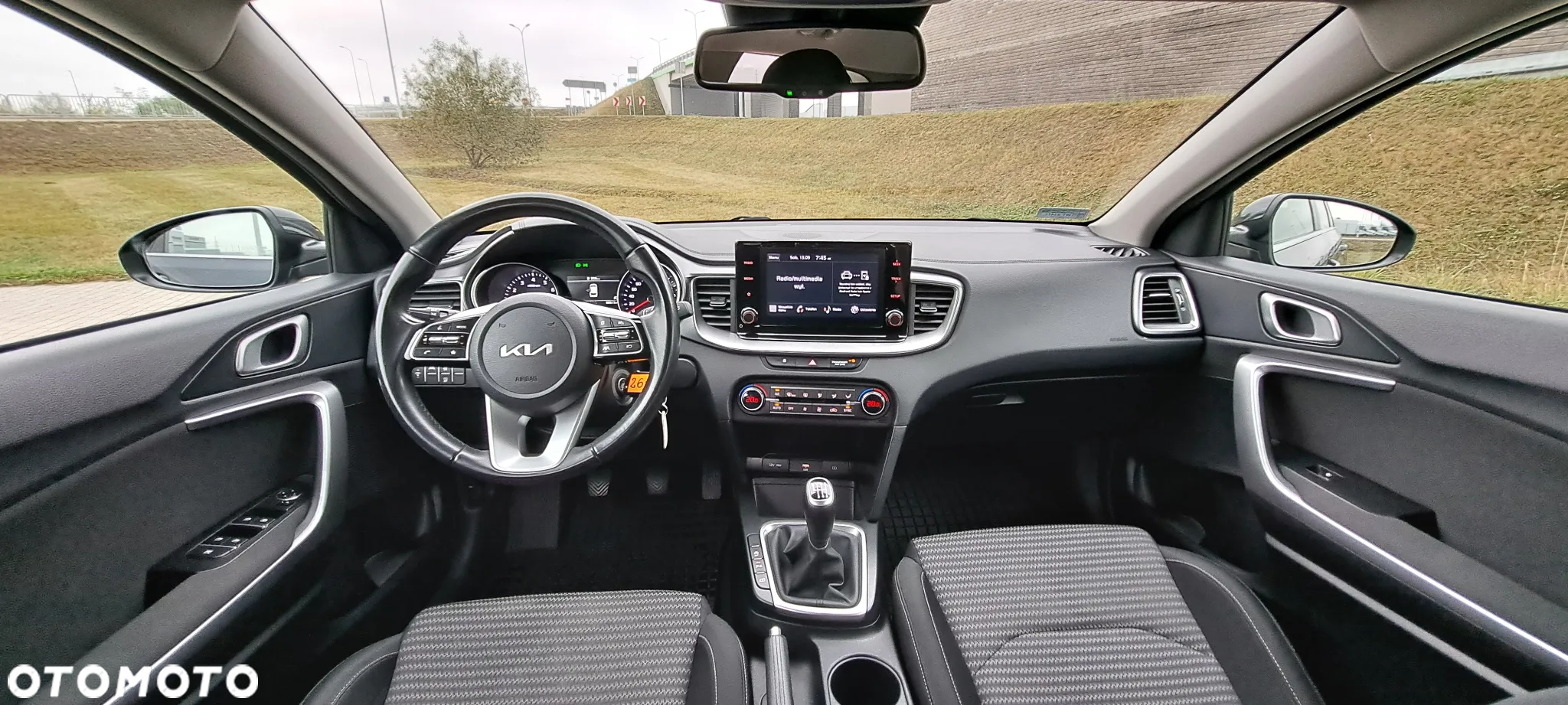 Kia Ceed 1.5 T-GDI M - 27