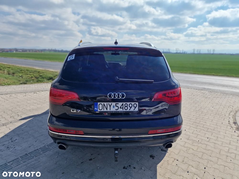 Audi Q7 - 12