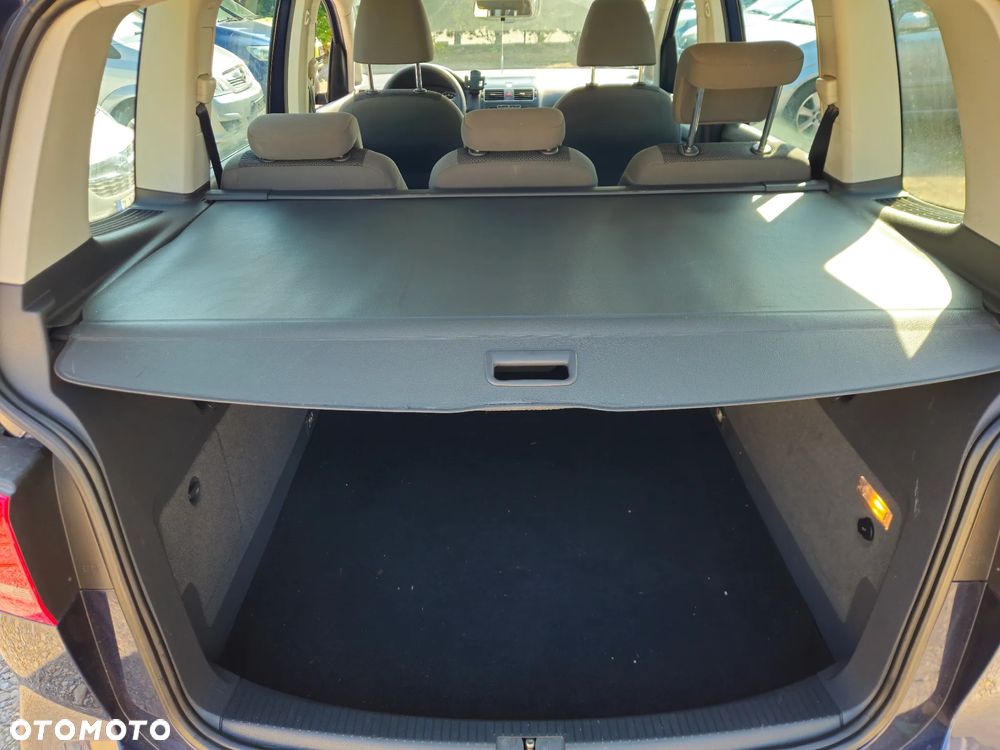 Volkswagen Touran 1.6 TDI DPF BlueMot Comfortline - 13