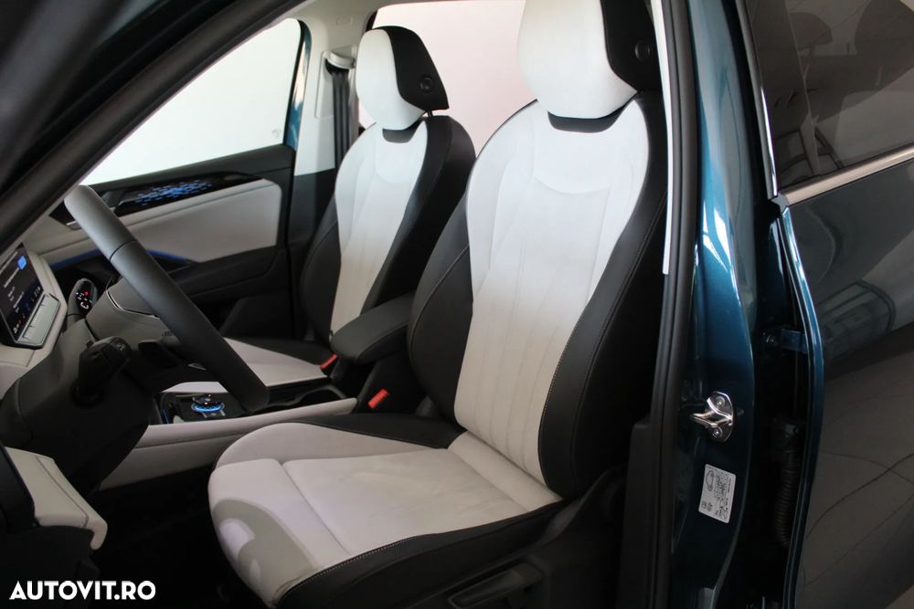Volkswagen Tiguan 2.0 TDI DSG Elegance - 12
