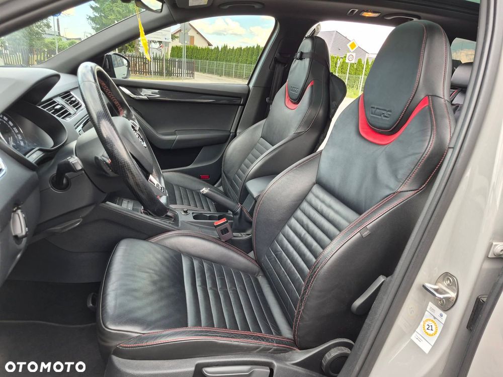 Skoda Octavia 2.0 TDI 4x4 DSG RS - 11