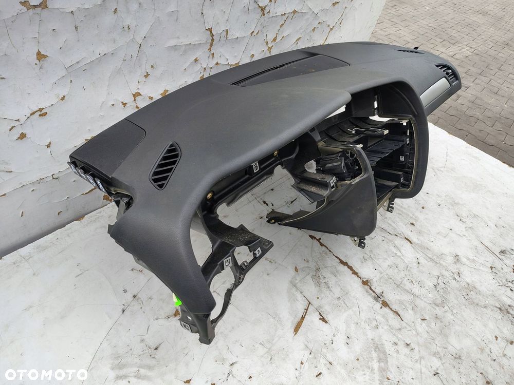 DESKA ROZDZIELCZA KONSOLA AUDI A4 B8 - 12