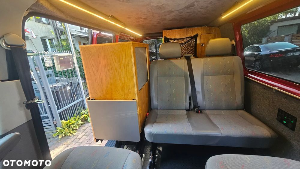 Volkswagen Transporter Multivan - 22