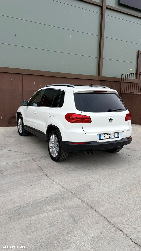 Volkswagen Tiguan 2.0 TDI DPF 4Motion BlueMotion Technology DSG Sport & Style - 5