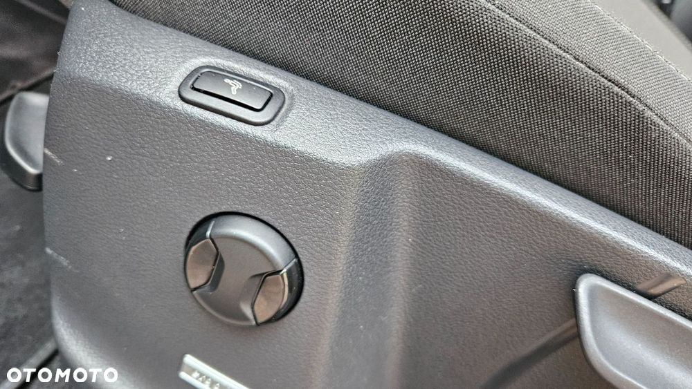 Volkswagen Golf Sportsvan 1.4 TSI (BlueMotion Technology) Highline - 18