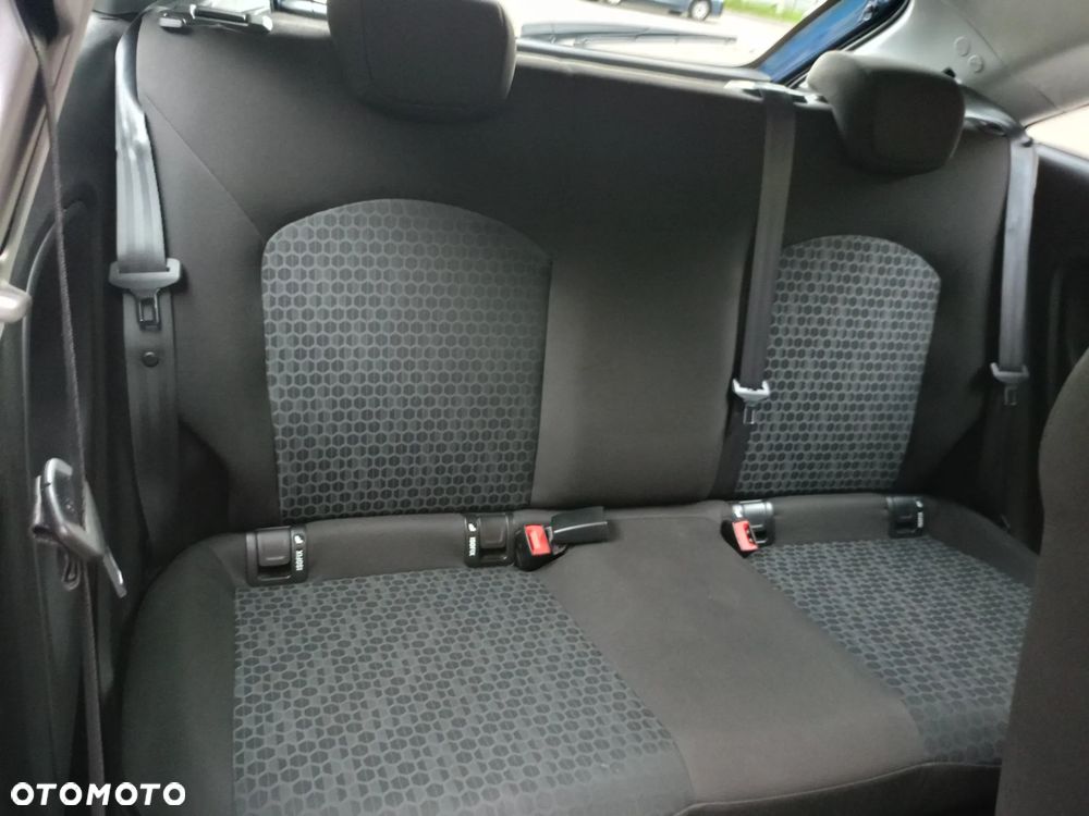 Opel Corsa - 28