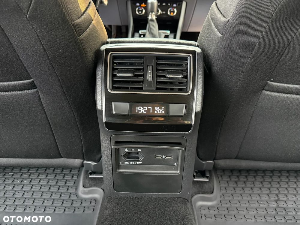 Skoda Superb 2.0 TDI 4x4 DSG Premium Edition - 28