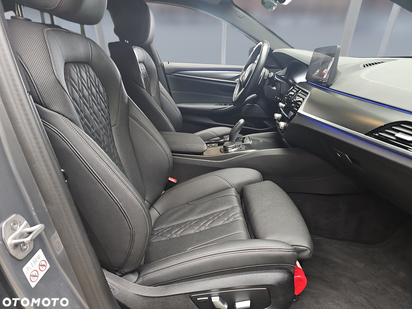 BMW Seria 5 520d xDrive mHEV M Sport sport - 17
