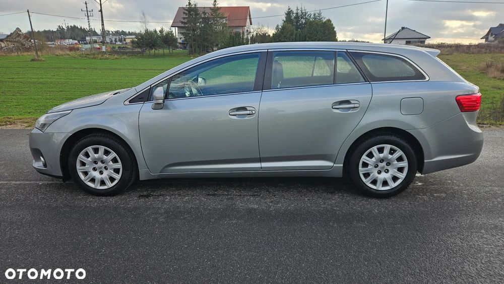 Toyota Avensis Touring Sports 1.6 - 4