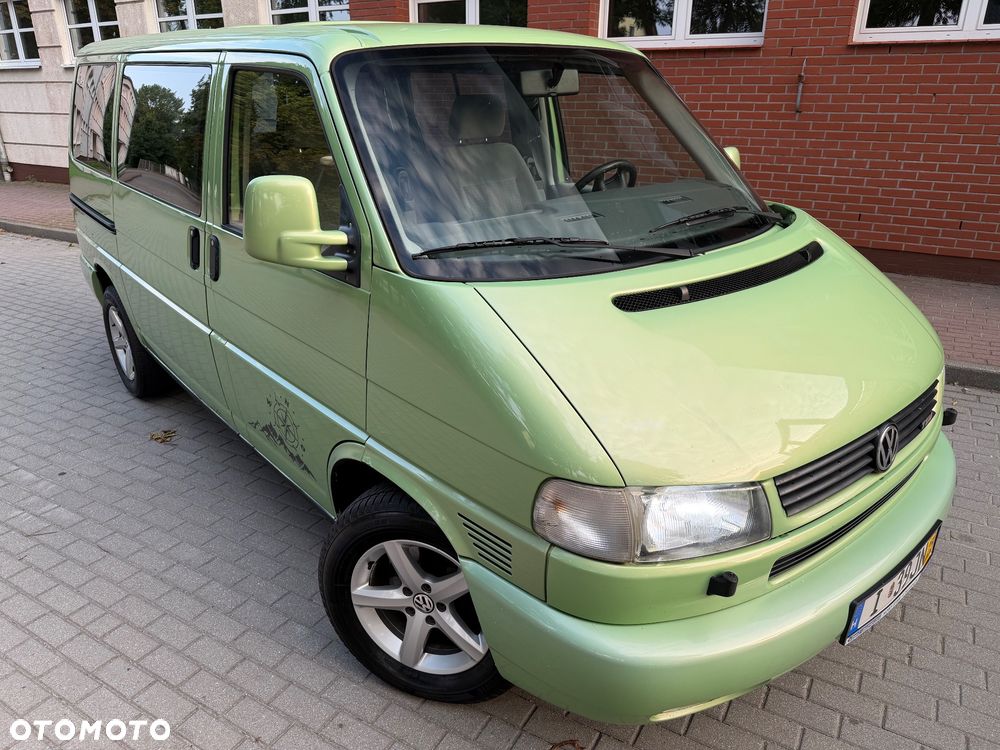 Volkswagen Multivan - 12