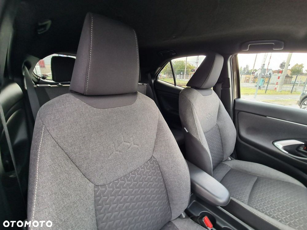 Toyota Yaris Cross Hybrid 1.5 VVT-i - 23