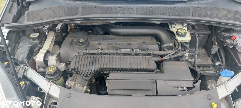 Ford S-Max 2.5 Titanium - 13