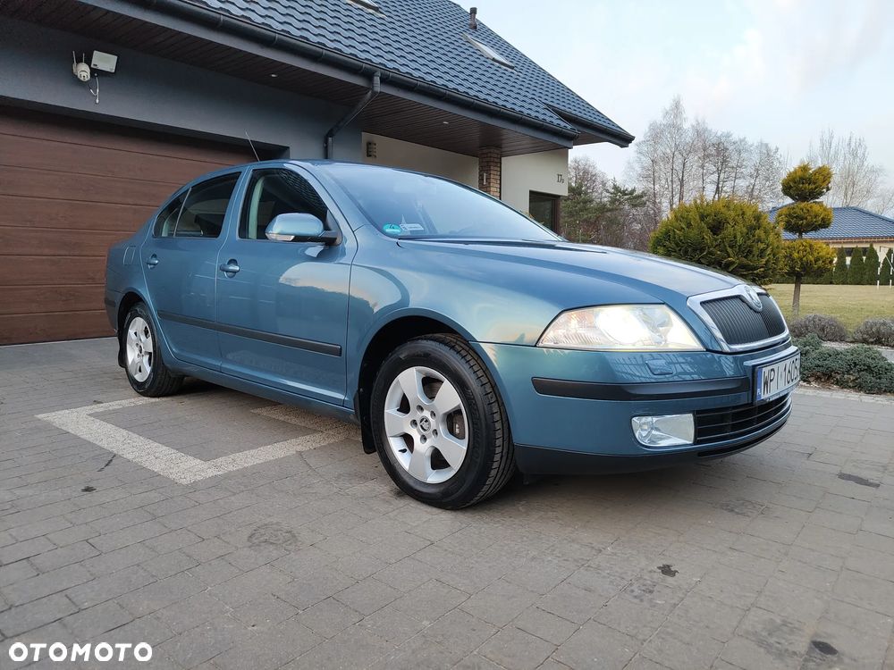Skoda Octavia 1.6 Elegance - 24