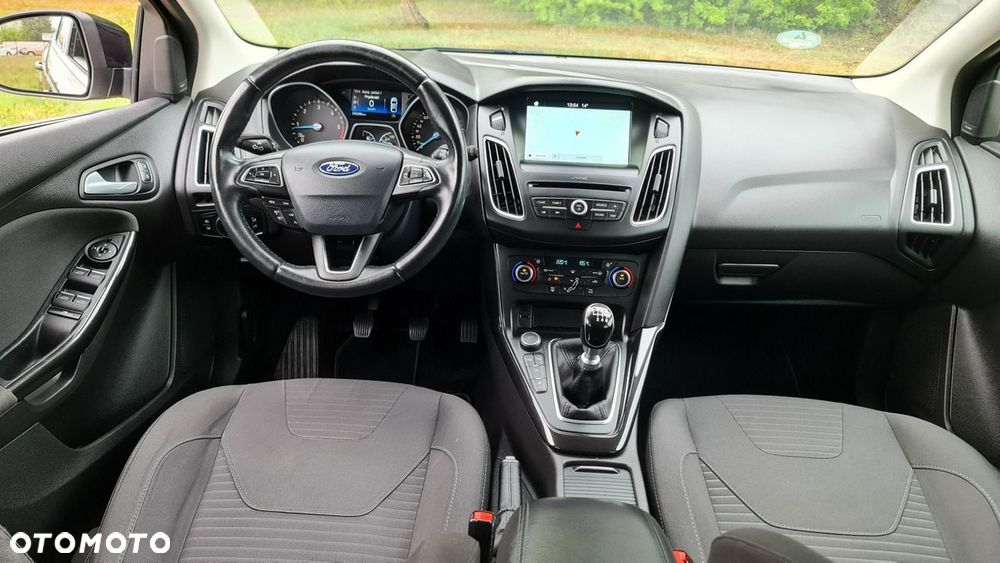 Ford Focus 1.5 EcoBlue STart-Stopp-System TITANIUM - 6