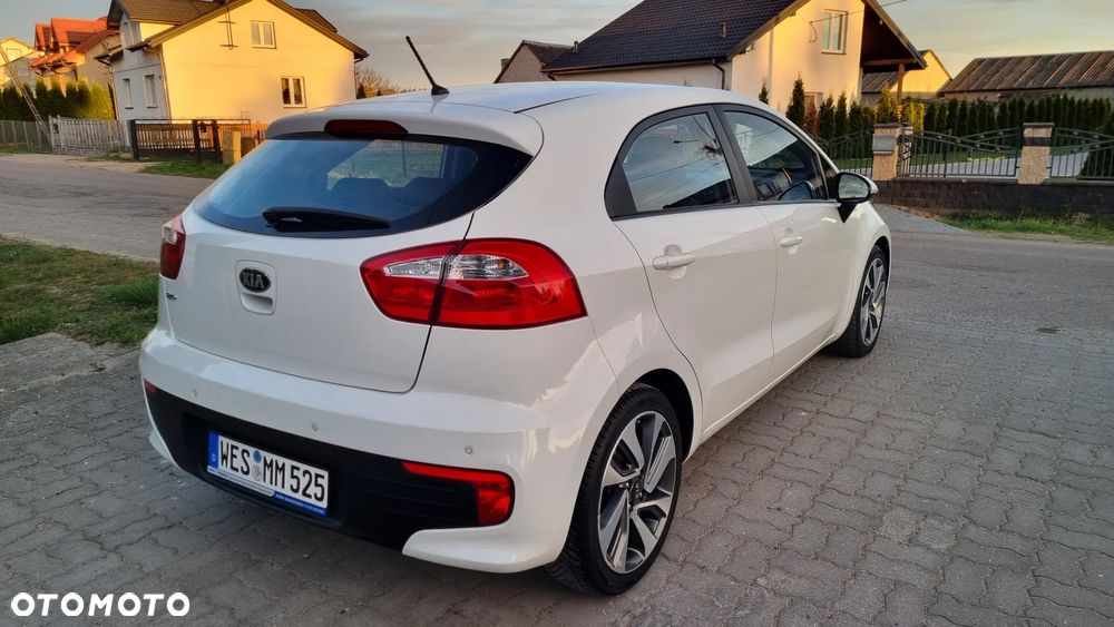 Kia Rio 1.2 Dream Team Edition - 21