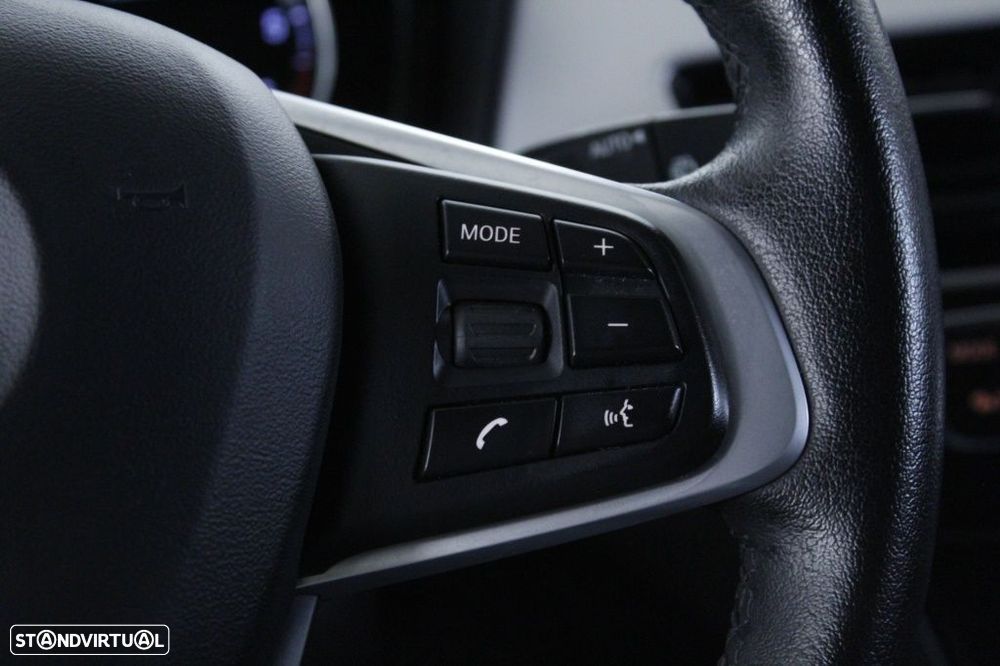 BMW X1 16 d sDrive Auto - 24