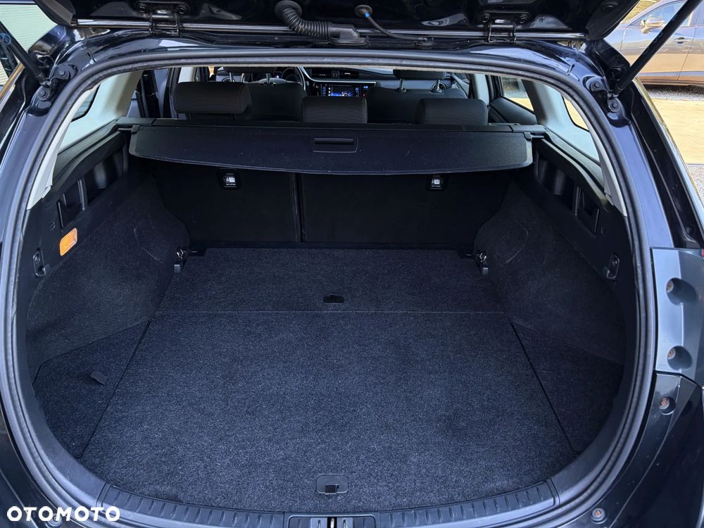 Toyota Auris - 35