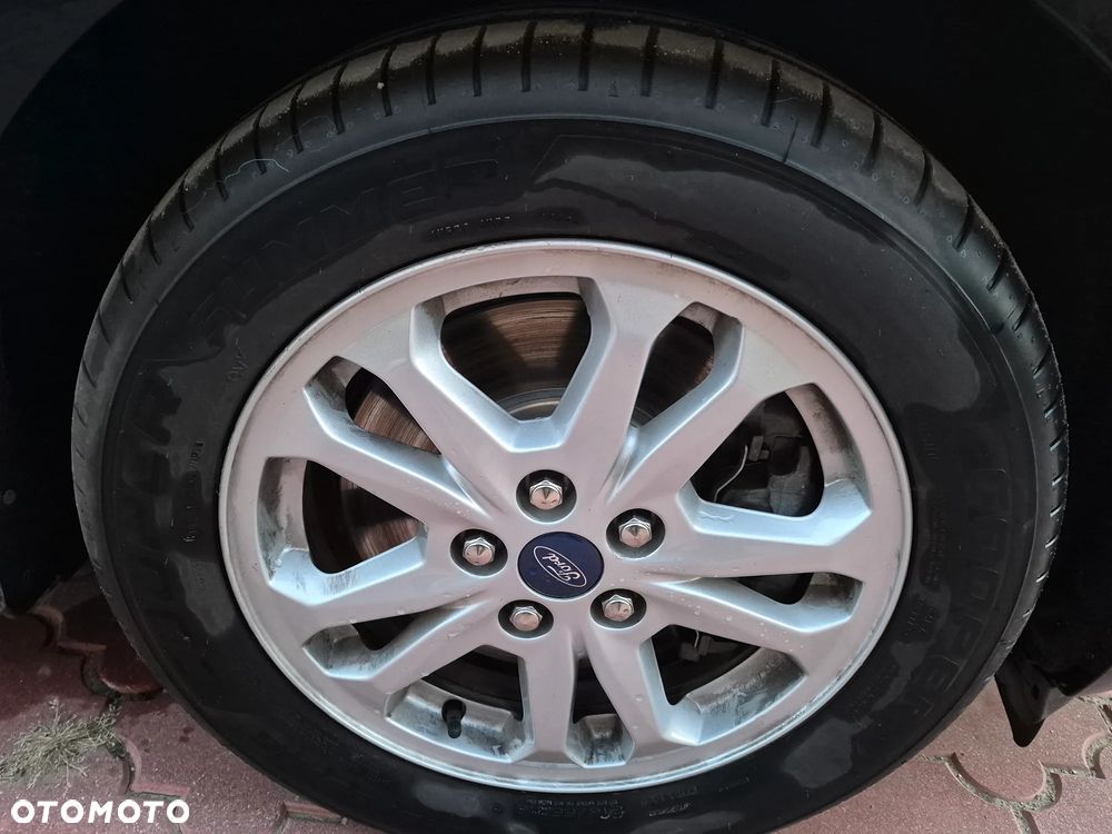 Ford Tourneo Connect Grand - 21