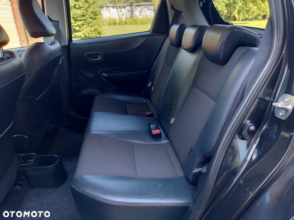 Toyota Yaris 1.33 VVT-i Comfort - 24