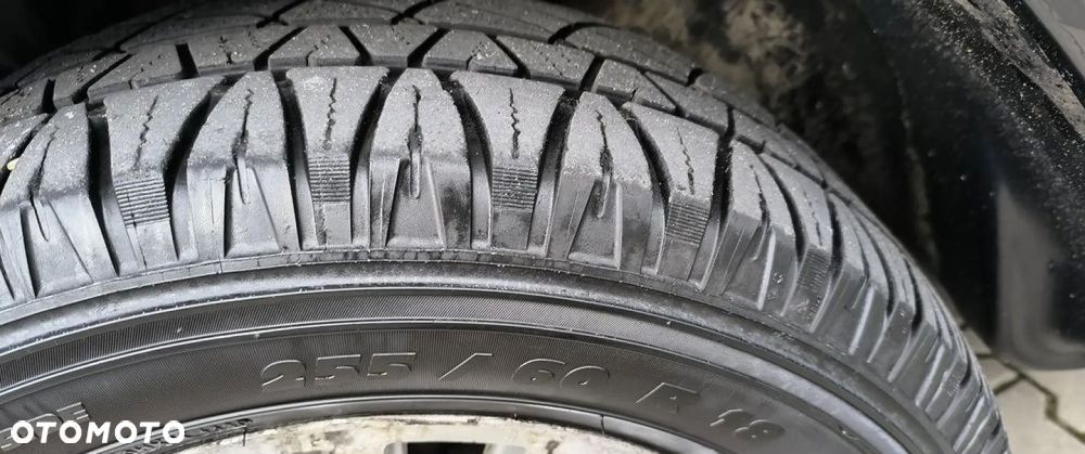 Jeep Grand Cherokee - 35