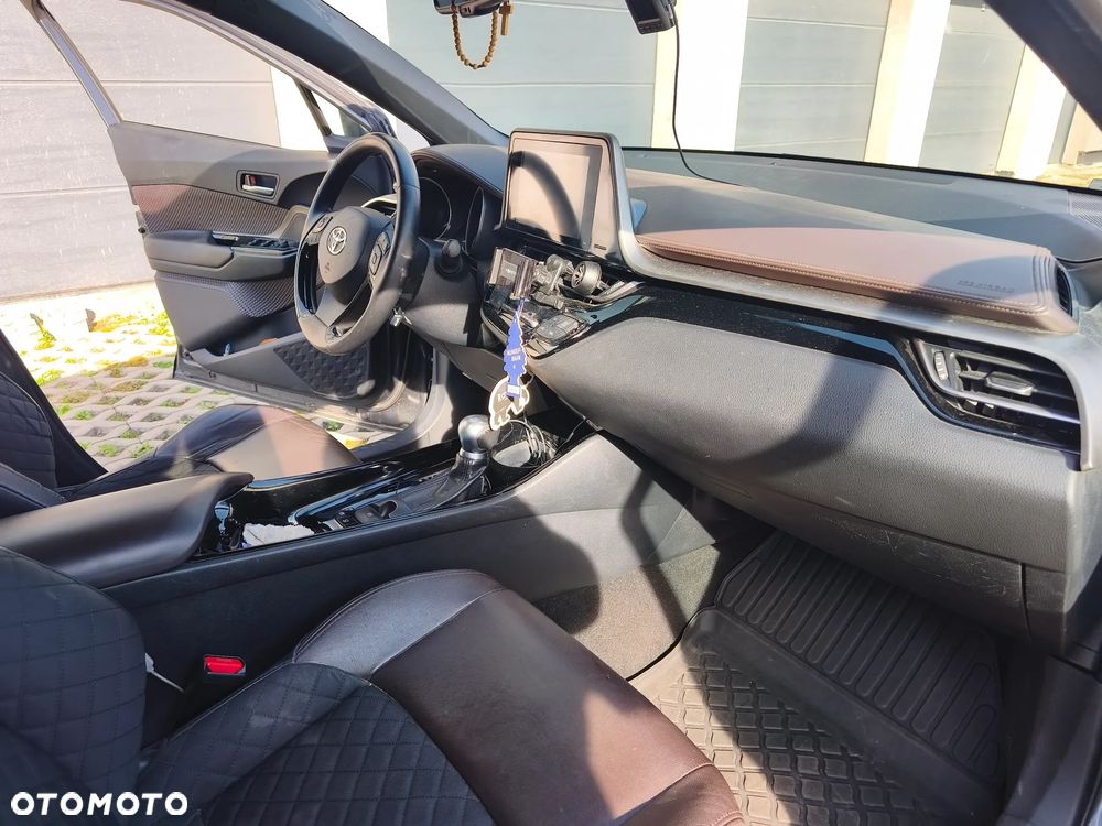 Toyota C-HR - 24