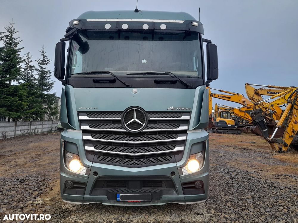 Mercedes-Benz 963-4-D - 2