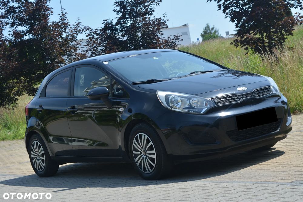 Kia Rio 1.2 Edition 7 - 11