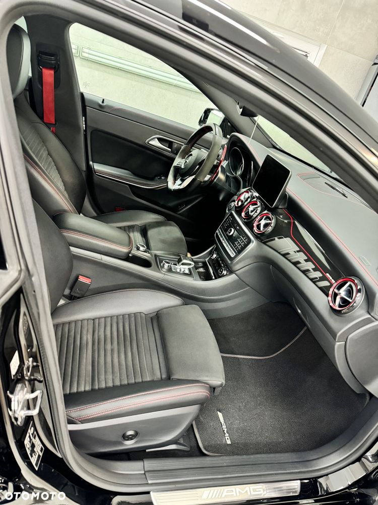 Mercedes-Benz CLA - 8