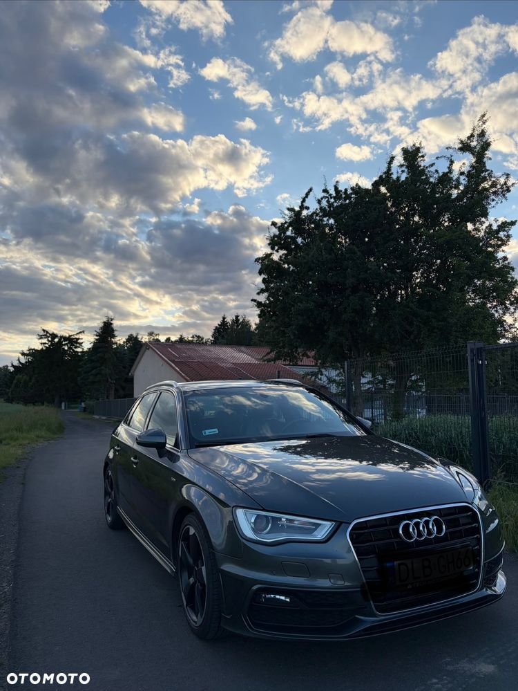 Audi A3 Sportback 2.0 TDI S line Sportpaket - 2