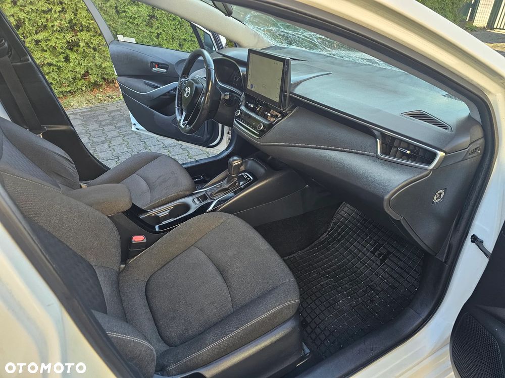 Toyota Corolla 1.8 Hybrid Comfort - 16