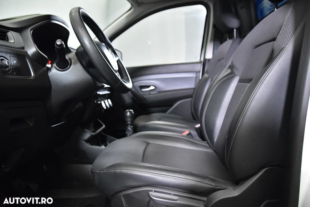 Renault Express - 16