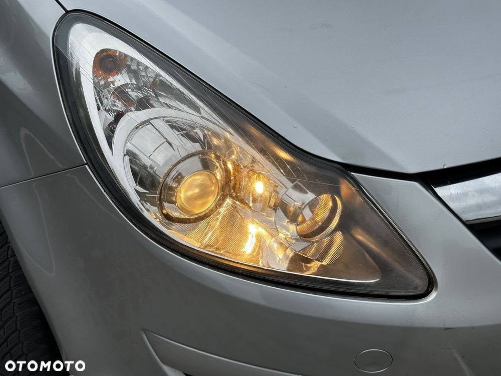 Opel Corsa - 17