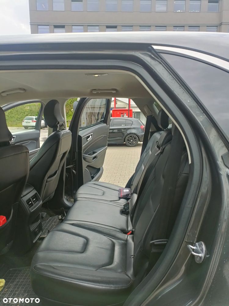 Ford Edge - 13