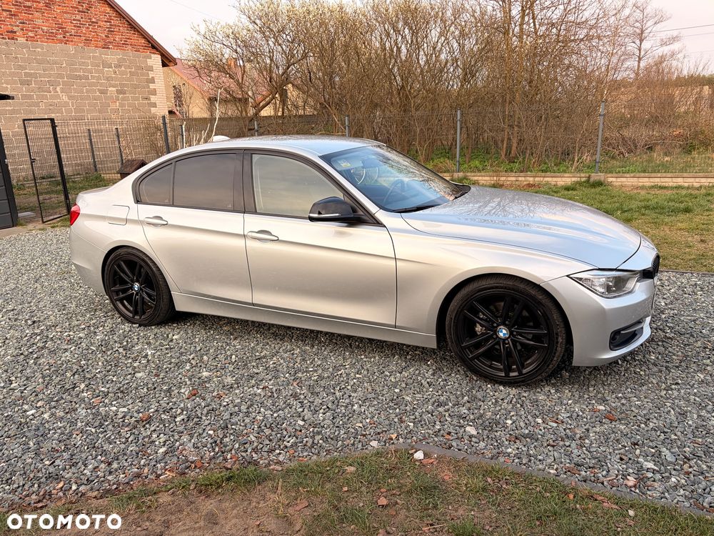 BMW Seria 3 - 11
