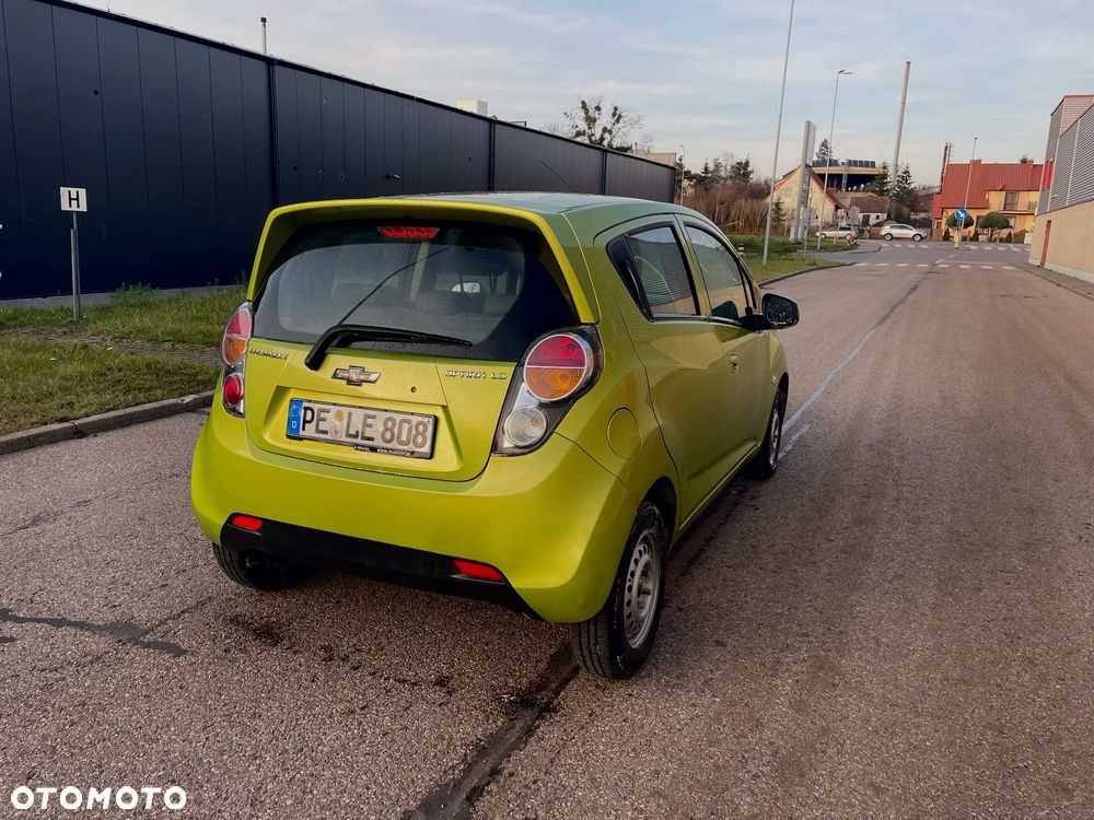 Chevrolet Spark 1.0 LS+ Design - 6