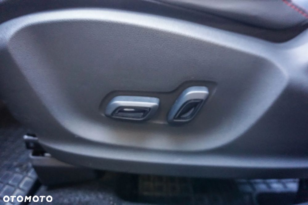 MG ZS 1.5 VTi-Tech Exclusive - 25