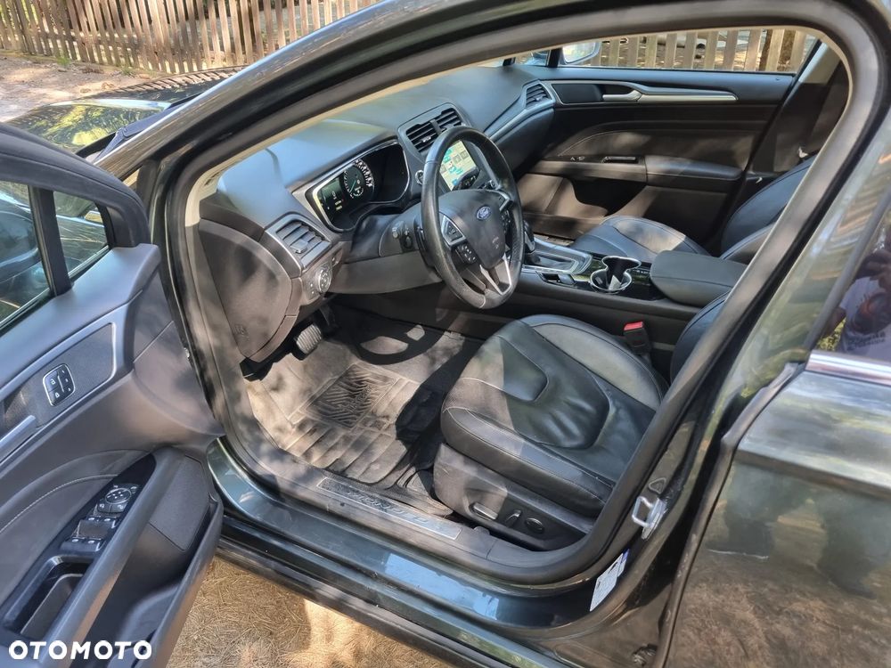 Ford Mondeo 2.0 TDCi Bi-Turbo Titanium PowerShift - 19