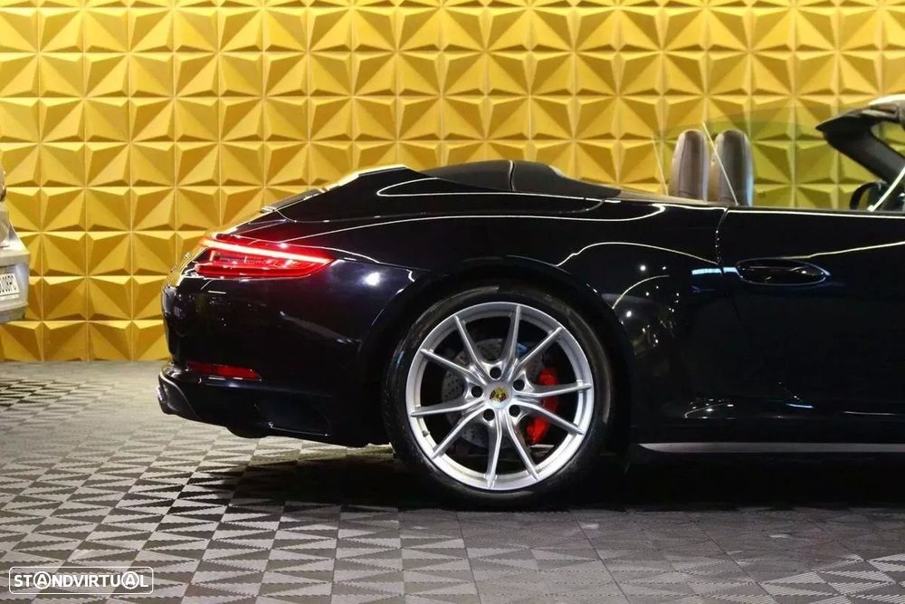 Porsche 911 (991) Carrera 4S PDK - 11