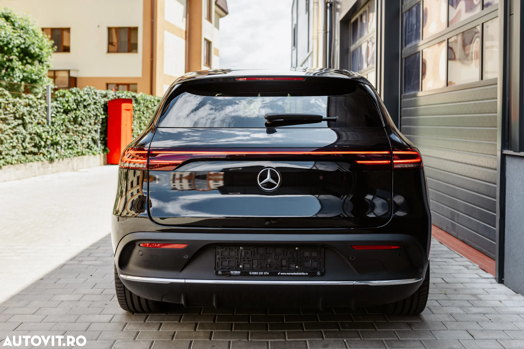 Mercedes-Benz EQC 400 4Matic AMG Line - 4