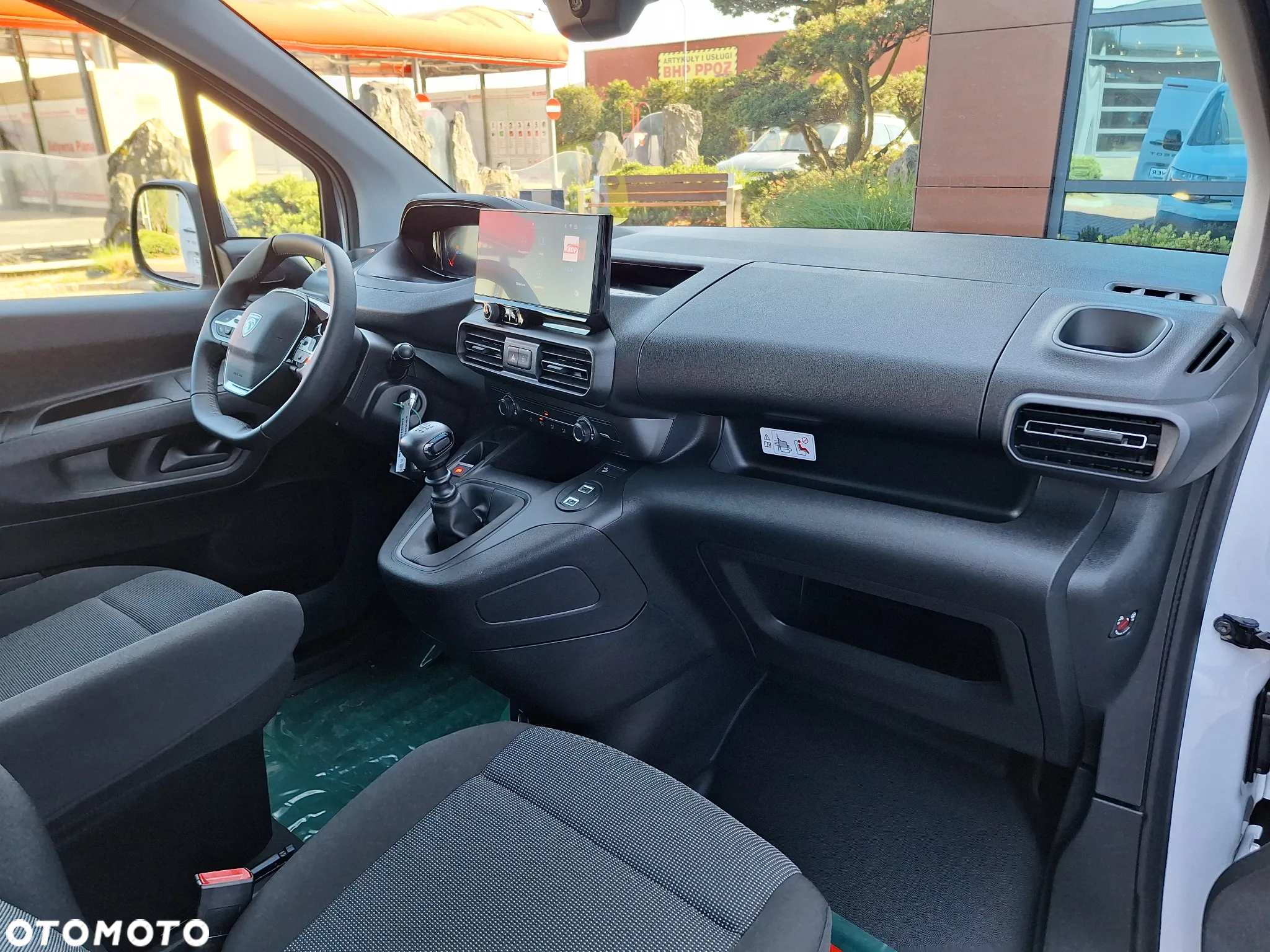 Peugeot Partner Furgon 5-miejscowy BlueHDi 100 KM S&S M6 - 6