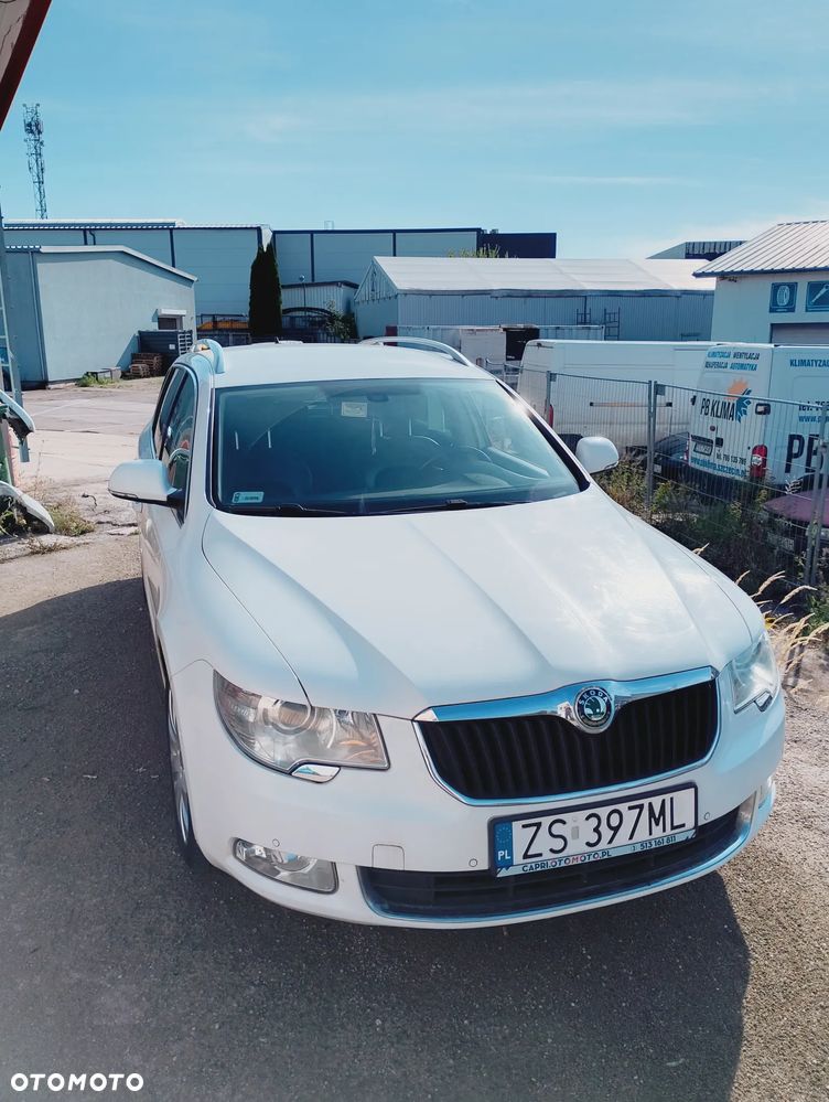 Skoda Superb 2.0 TDI Ambition DSG - 4