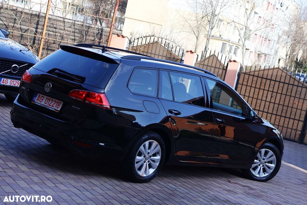 Volkswagen Golf 1.6 TDI (BlueMotion Technology) Comfortline - 12